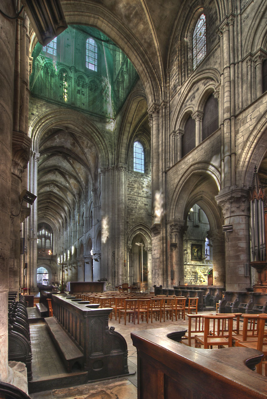 Choir_stalls_view_1280